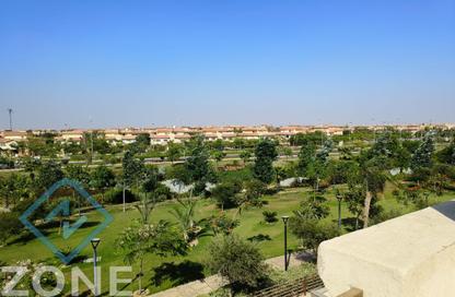 Villa - 4 Bedrooms - 3 Bathrooms for sale in Madinaty - Cairo