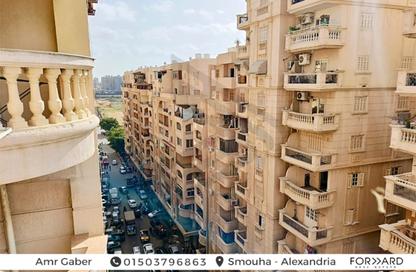 شقة - 3 غرف نوم - 1 حمام للبيع في سموحة - حي شرق - الاسكندرية