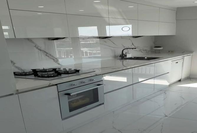 8265983 - Property Image 2