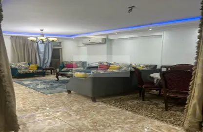 Apartment - 3 Bedrooms - 2 Bathrooms for rent in Maadi - Hay El Maadi - Cairo