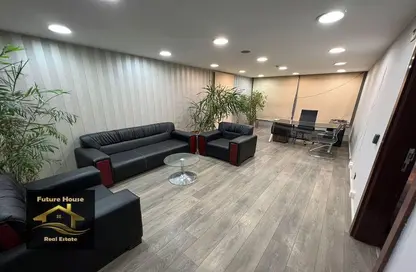 Full Floor - Studio for rent in Cornish El Nile St. - Maadi - Hay El Maadi - Cairo