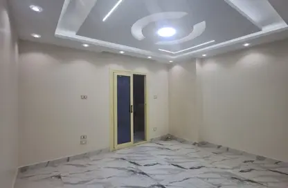 Apartment - 3 Bedrooms - 2 Bathrooms for sale in Abbas Al Akkad St. - 1st Zone - Nasr City - Cairo