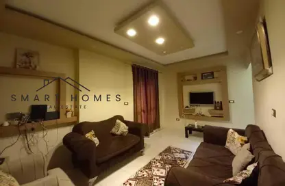 Apartment - 2 Bedrooms - 1 Bathroom for rent in 16th District - Sheikh Zayed City - Giza