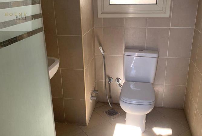 8189988 - Property Image 2