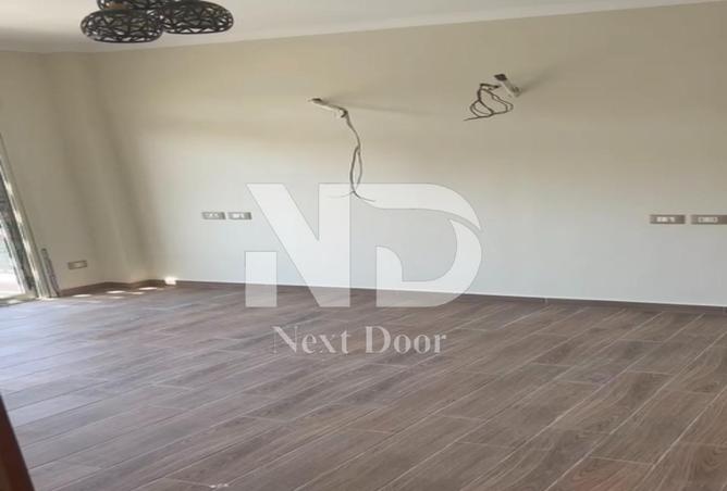 8121378 - Property Image 3