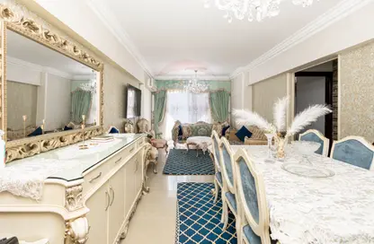 Apartment - 2 Bedrooms - 1 Bathroom for sale in Mahmoud Al Essawy St. - Sidi Beshr - Hay Awal El Montazah - Alexandria