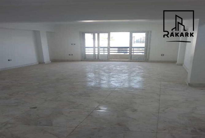8010980 - Property Main Image