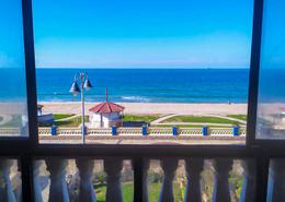 Apartment - 4 bedrooms - 2 bathrooms for للبيع in Corniche Al Maamoura - Al Maamoura - Hay Than El Montazah - Alexandria