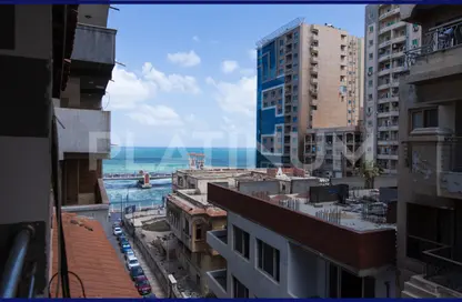 دوبلكس - 6 غرف نوم - 6 حمامات للبيع في كوبري استانلي - ستانلي - حي شرق - الاسكندرية