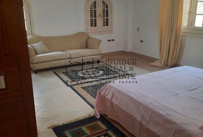 8195971 - Property Image 2