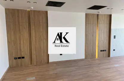 Office Space - Studio - 1 Bathroom for sale in Mivida - 5th Settlement Compounds - The 5th Settlement - New Cairo City - Cairo Office Space - Studio - 1 Bathroom for sale in Mivida - 5th Settlement Compounds - The 5th Settlement - New Cairo City - Cairo