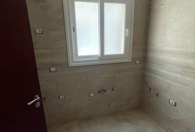 8326186 - Property Image 3