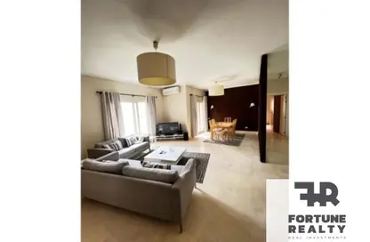 شقة - 2 غرف نوم - 2 حمامات للايجار في ذا فيلدج - المستثمرين الجنوبية - مدينة القاهرة الجديدة - القاهرة