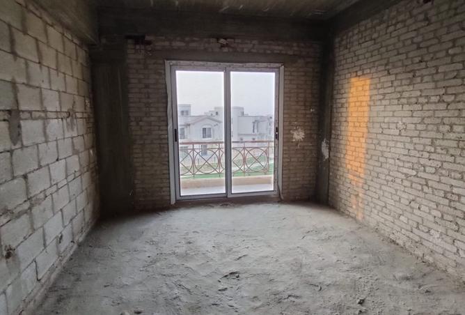 8125305 - Property Image 3