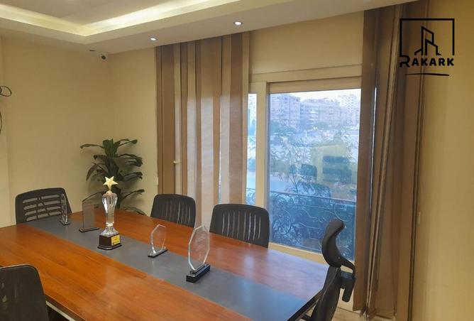 8189289 - Property Image 2