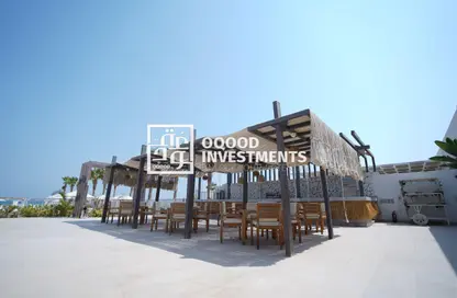 Chalet - 4 Bedrooms - 6 Bathrooms for sale in Azha North - Ras Al Hekma - North Coast