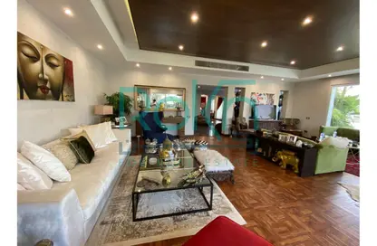 Villa - 5 Bedrooms - 6 Bathrooms for sale in Al Karma 4 - Sheikh Zayed Compounds - Sheikh Zayed City - Giza