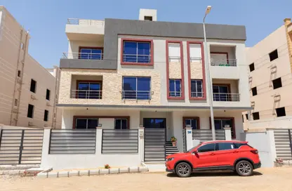 Duplex - 5 Bedrooms - 3 Bathrooms for sale in El Koronfel - The 5th Settlement - New Cairo City - Cairo