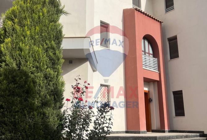 8098319 - Property Image 2