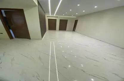 Villa - 5 Bedrooms - 5 Bathrooms for rent in Katameya Gardens - El Katameya Compounds - El Katameya - New Cairo City - Cairo