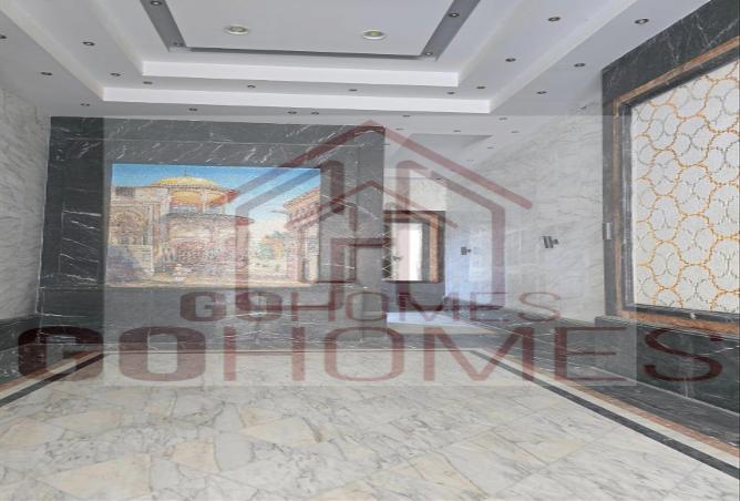 7041940 - Property Image 2