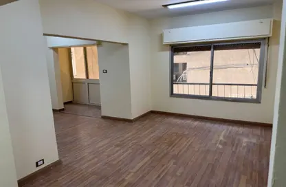 مساحات مكتبية - استوديو - 1 حمام للايجار في بوابة المعادى - المعادي - حي المعادي - القاهرة