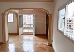 Apartment - 2 bedrooms - 2 bathrooms for للايجار in Janaklees - Hay Sharq - Alexandria