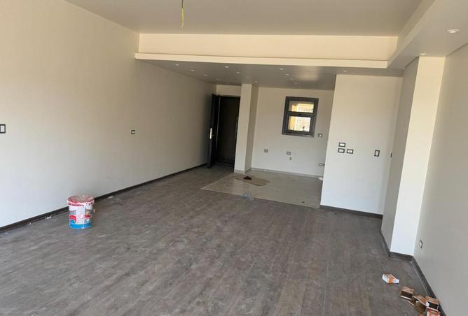 8318505 - Property Image 3