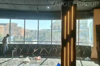 Shop - Studio - 2 Bathrooms for rent in V90 - North Teseen St. - The 5th Settlement - New Cairo City - Cairo
