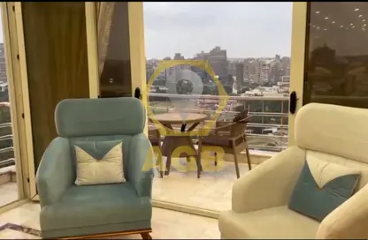 شقة - 3 غرف نوم - 3 حمامات للبيع في شارع طيبه - المهندسين - الجيزة