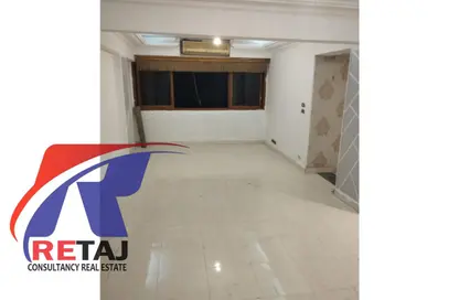 Apartment - 2 Bedrooms - 1 Bathroom for rent in Makram Ebeid St. - 6th Zone - Nasr City - Cairo