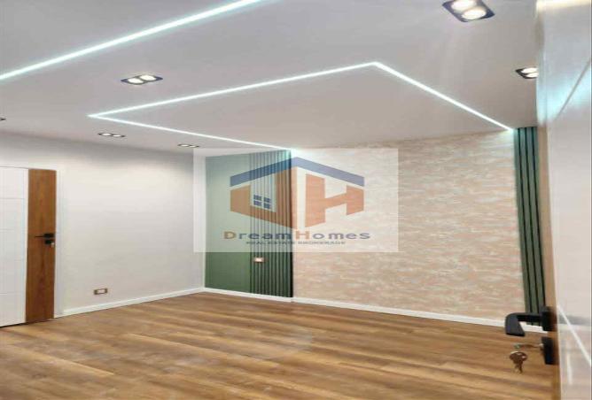 7984680 - Property Image 2