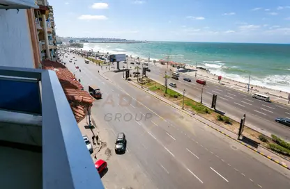 شقة - 3 غرف نوم - 3 حمامات للبيع في طريق الجيش - كامب شيزار - حي وسط - الاسكندرية
