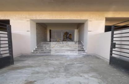 Apartment - 3 Bedrooms - 2 Bathrooms for sale in New Narges - New Cairo City - Cairo