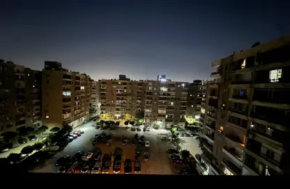 شقة - 4 غرف نوم - 2 حمامات للبيع في شارع النزهه - ارض الجولف - مصر الجديدة - القاهرة