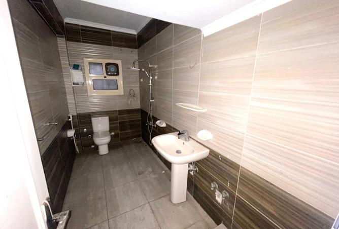 8269087 - Property Image 3