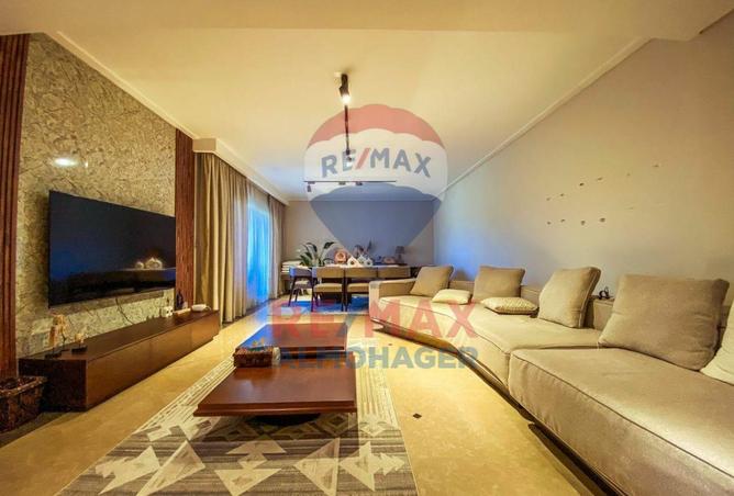 8067353 - Property Image 2
