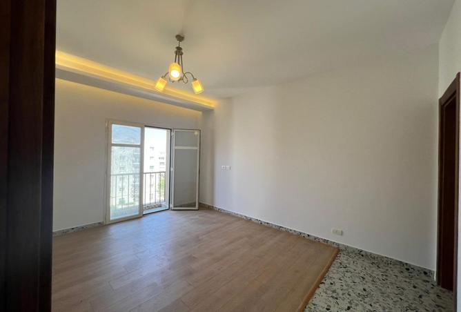 8304923 - Property Image 3