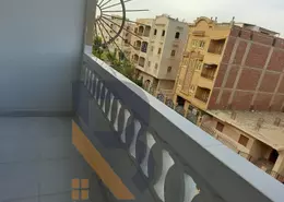 شقة - 3 غرف نوم - 2 حمامات للبيع في الحي الثامن - مدينة العبور - القليوبية