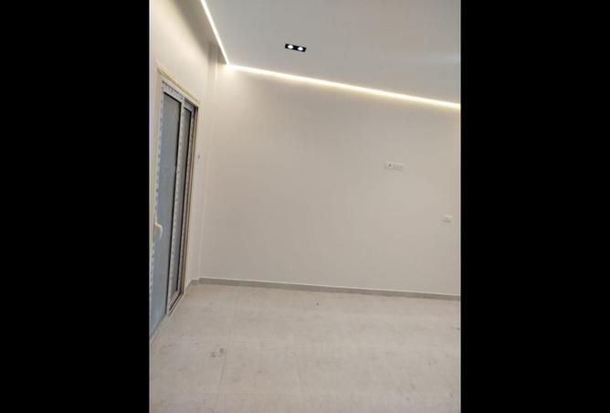 8361233 - Property Image 2