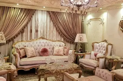 Apartment - 4 Bedrooms - 3 Bathrooms for sale in Zuhair Sabry St. - 1st Zone - Nasr City - Cairo