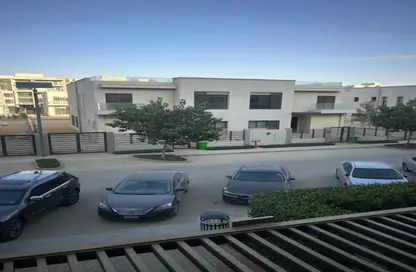 Apartment - 3 Bedrooms - 3 Bathrooms for sale in The Address East - 90 Street - The 5th Settlement - New Cairo City - Cairo