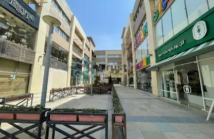 Restaurant - Studio - 2 Bathrooms for sale in Al Shabab St. - Sheikh Zayed City - Giza