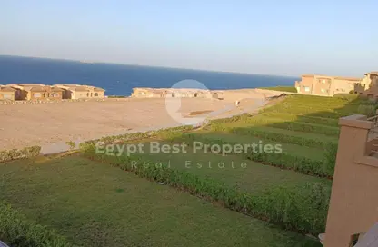 منزل مزدوج - 3 غرف نوم - 2 حمامات للبيع في تلال السخنة - العين السخنة - السويس