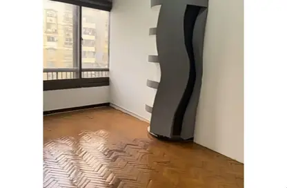 Apartment - 4 Bedrooms - 2 Bathrooms for sale in Mostafa Al Nahas St. - 6th Zone - Nasr City - Cairo