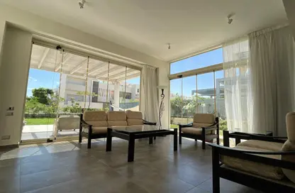 شاليه - 4 غرف نوم - 4 حمامات للبيع في هاسييندا باي - سيدي عبد الرحمن - الساحل الشمالي