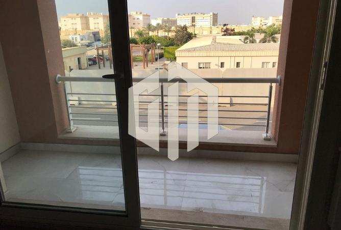 8382932 - Property Image 2