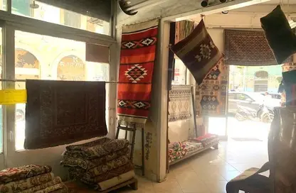 محل تجاري - استوديو - 1 حمام للايجار في شارع عمر لطفى-ميدان محطة الرمل - محطة الرمل - حي وسط - الاسكندرية