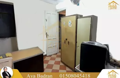 محل تجاري - استوديو - 1 حمام للايجار في شارع خليل ابراهيم - جناكليس - حي شرق - الاسكندرية