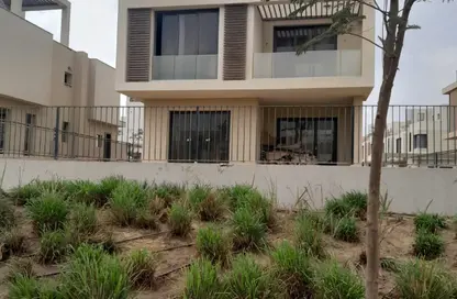 فيلا - 4 غرف نوم - 5 حمامات للبيع في سوديك ايست - الحي السادس - هليوبوليس الجديدة - القاهرة